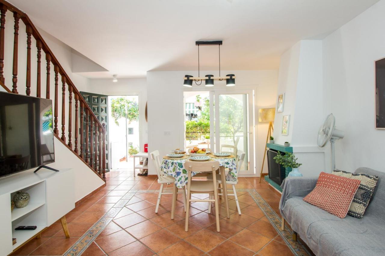 טורה דה בנגאלבון A Cozy And Elegant Townhouse Across The Beach מראה חיצוני תמונה